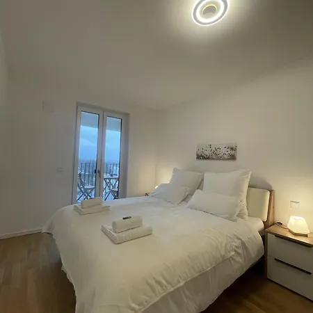 Luxurious And Stylish Apartment At Ber Airport Schönefeld Buitenkant foto